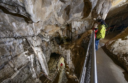 Visitas guiadas a las Cuevas de las Gixas. Villana