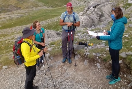 El perfil de los montañeros en Aragón en verano: menos extranjeros, más jóvenes y peor preparados