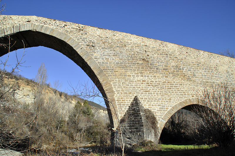 Jaca. Puente de San Miguel. Siglo XI